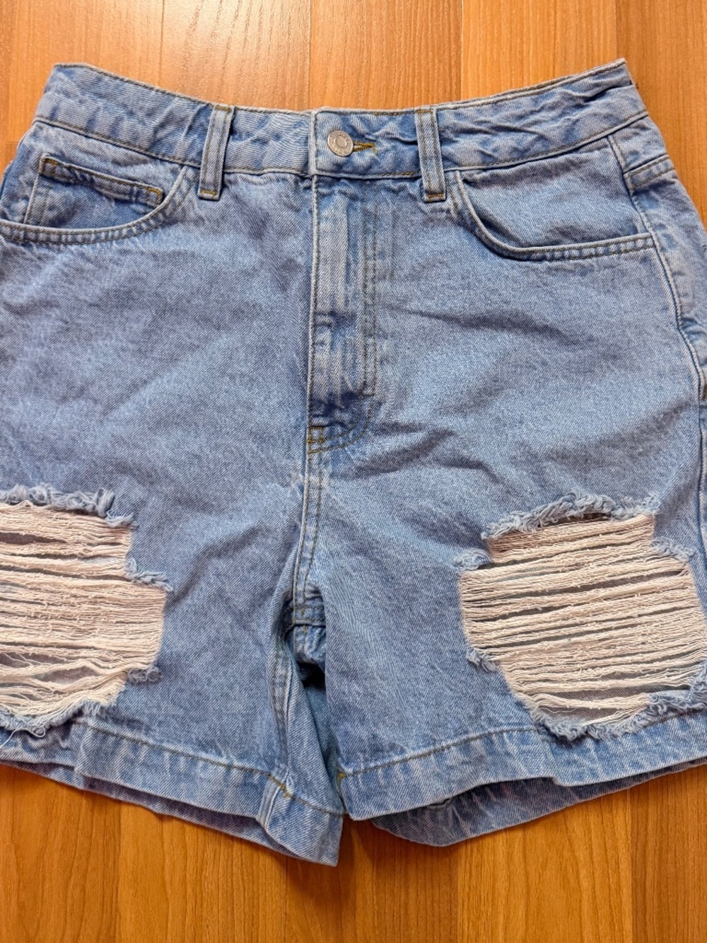 ASOS DESIGN Denim Dad shorts in light mid wash